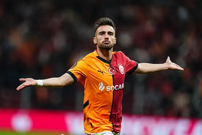 galatasaray-tottenham-yunus-akgunden-inanilmaz-gol-1731002900021.jpeg