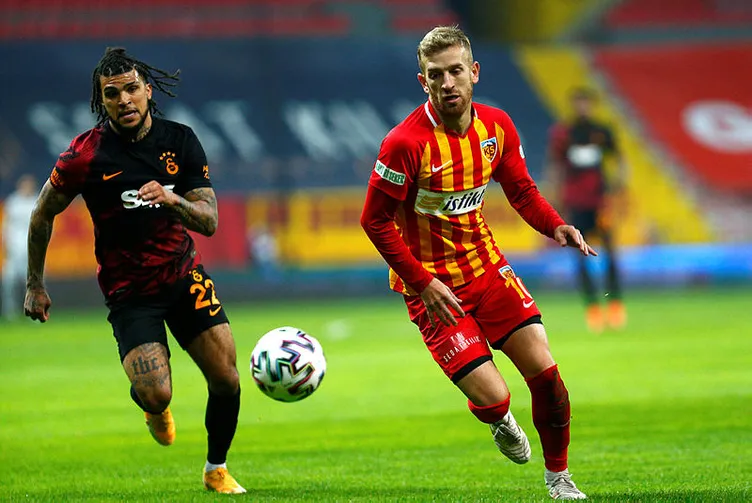 Última hora: ¡Se produjo la segunda separación en el Galatasaray! El astro español defiende...