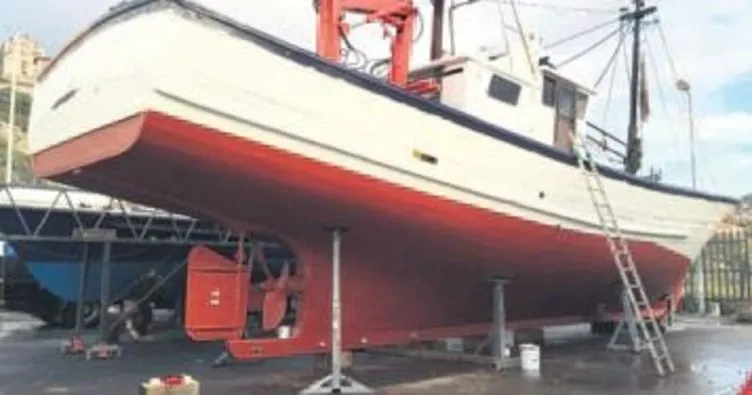 Depardieu’nun teknesi Tuzla’da yata dönüşüyor