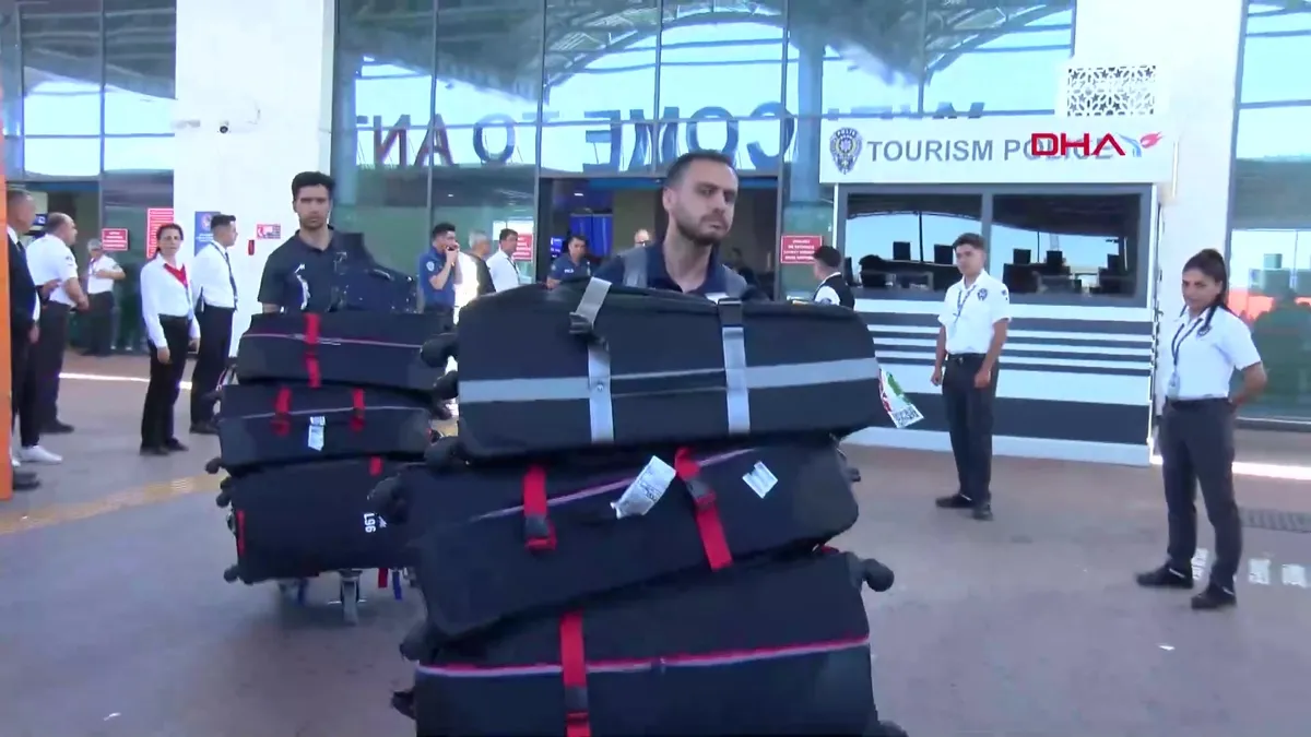 İran Futbol Milli Takımı 2026 FIFA Dünya Kupası’na Antalya’da hazırlanacak | Video videosunu izle İran Futbol Milli Takımı 2026 FIFA Dünya Kupası’na Antalya’da hazırlanacak | Video videosunu izle