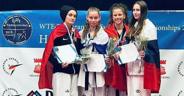 Avrupa Ümitler Tekvando Şampiyonası 3 gümü madalya