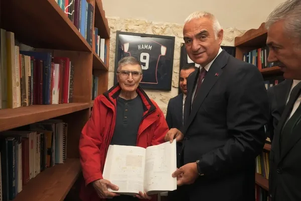 nobelli-turk-bilim-insanin-yasadigi-konak-aziz-sancar-evine-donusturuldu-1792597956099.jpg