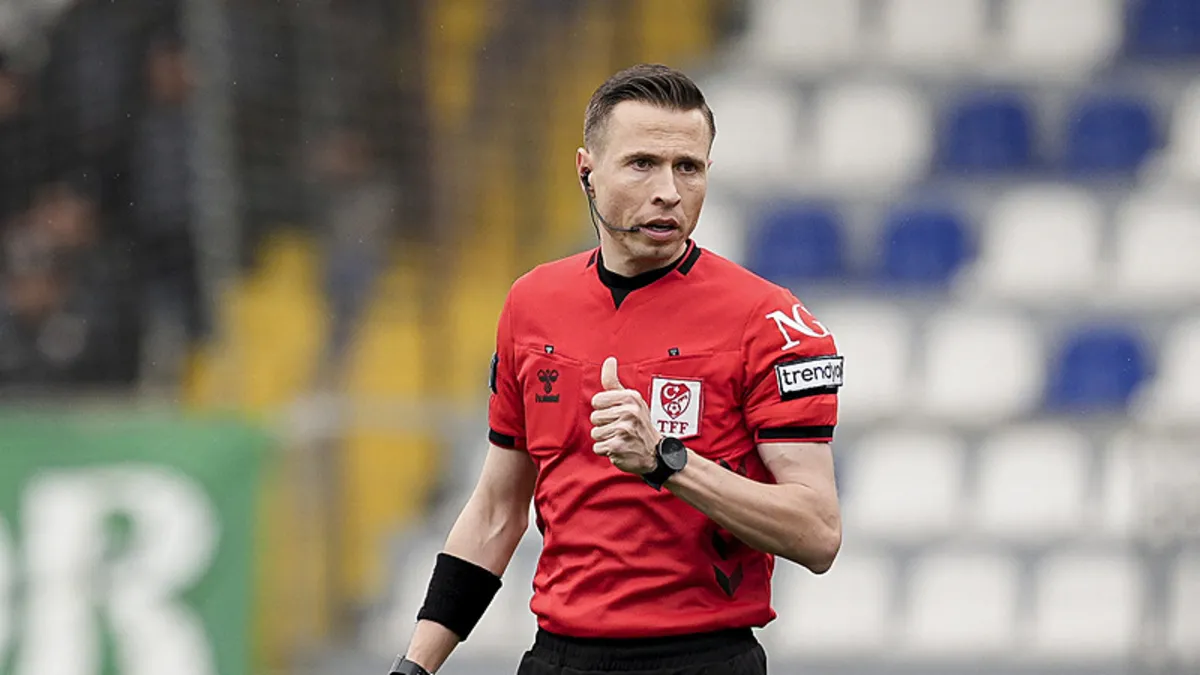 Beşiktaş – Antalyaspor maçının hakemi belli oldu! Beşiktaş – Antalyaspor maçının hakemi belli oldu!