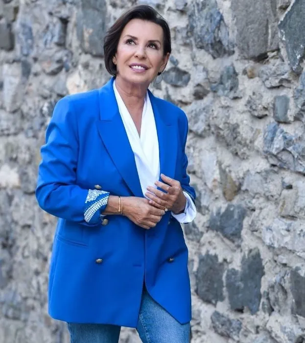 Perihan Savaş’ın fenomen gelini ve biricik oğlu ile keyfine diyecek yok! Aile pozuna beğeni yağdı...