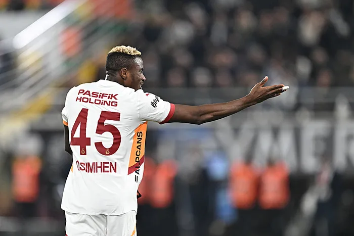 osimhen-golleriyle-galatasarayi-sirtliyor-1741595566177.jpg