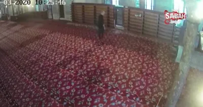 Sultanahmet Camisi’ndeki ayakkabı hırsızlığı kameraya böyle yansıdı | Video