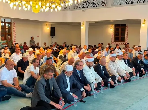 kircaalide-15-temmuz-sehitleri-dualarla-anildi-1784011150574.jpg