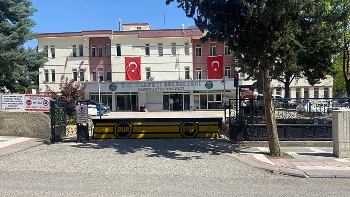 Şanlıurfa’da belediyeye operasyon: 49 kişi gözaltına alındı