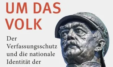 Irkçı profesör davayı kaybetti