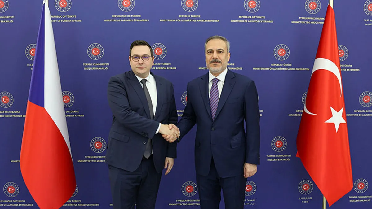 Bakan Hakan Fidan: Sorun diyalogla çözülebilir Bakan Hakan Fidan: Sorun diyalogla çözülebilir