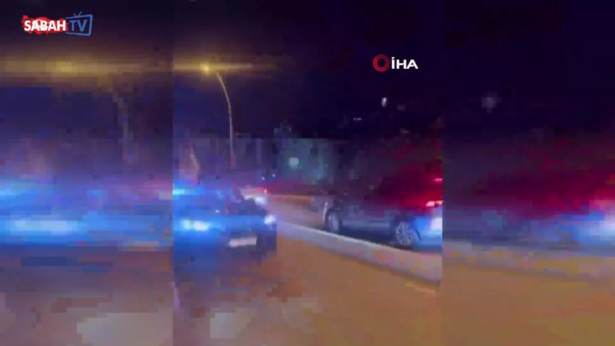 Büyükçekmece’de sözde eğlence konvoyunda kaza kamerada | Video videosunu izle Büyükçekmece’de sözde eğlence konvoyunda kaza kamerada | Video videosunu izle