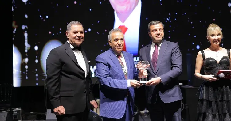 Yavuz Donat’a Yaşam Boyu Onur Ödülü