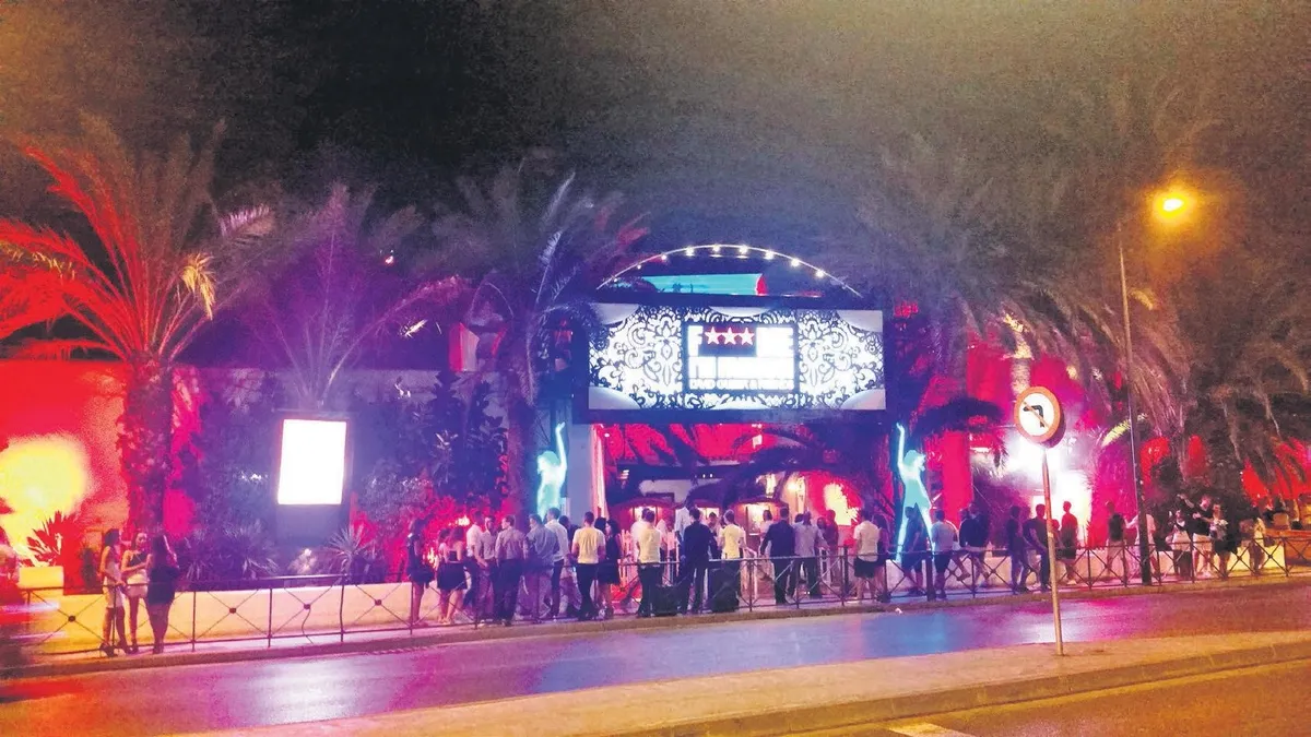 Damsız girilmez diyen mekan ceza yedi! Ayrımcılık yapıldı denildi: Bilette böyle bir ikaz yoktu Damsız girilmez diyen mekan ceza yedi! Ayrımcılık yapıldı denildi: Bilette böyle bir ikaz yoktu