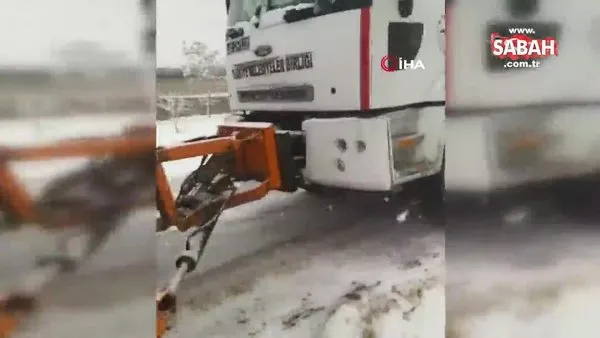 Çukurca'da kar yağışı hayatı olumsuz etkiledi | Video