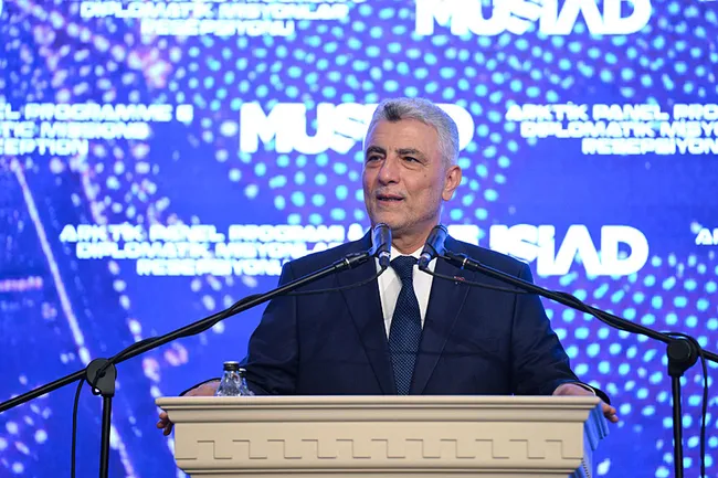 bakan-bolattan-ticaret-savaslari-mesaji-bolgesel-isbirligi-bloklari-kuruyoruz-1790360182726.jpeg
