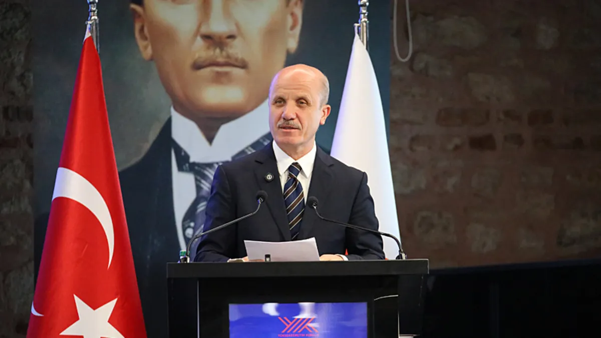 YÖK Başkanı Prof. Dr. Erol Özvar canlı yayında açıkladı: Üniversite eğitimi 4 yıldan 3 yıla mı düşecek? YÖK Başkanı Prof. Dr. Erol Özvar canlı yayında açıkladı: Üniversite eğitimi 4 yıldan 3 yıla mı düşecek?