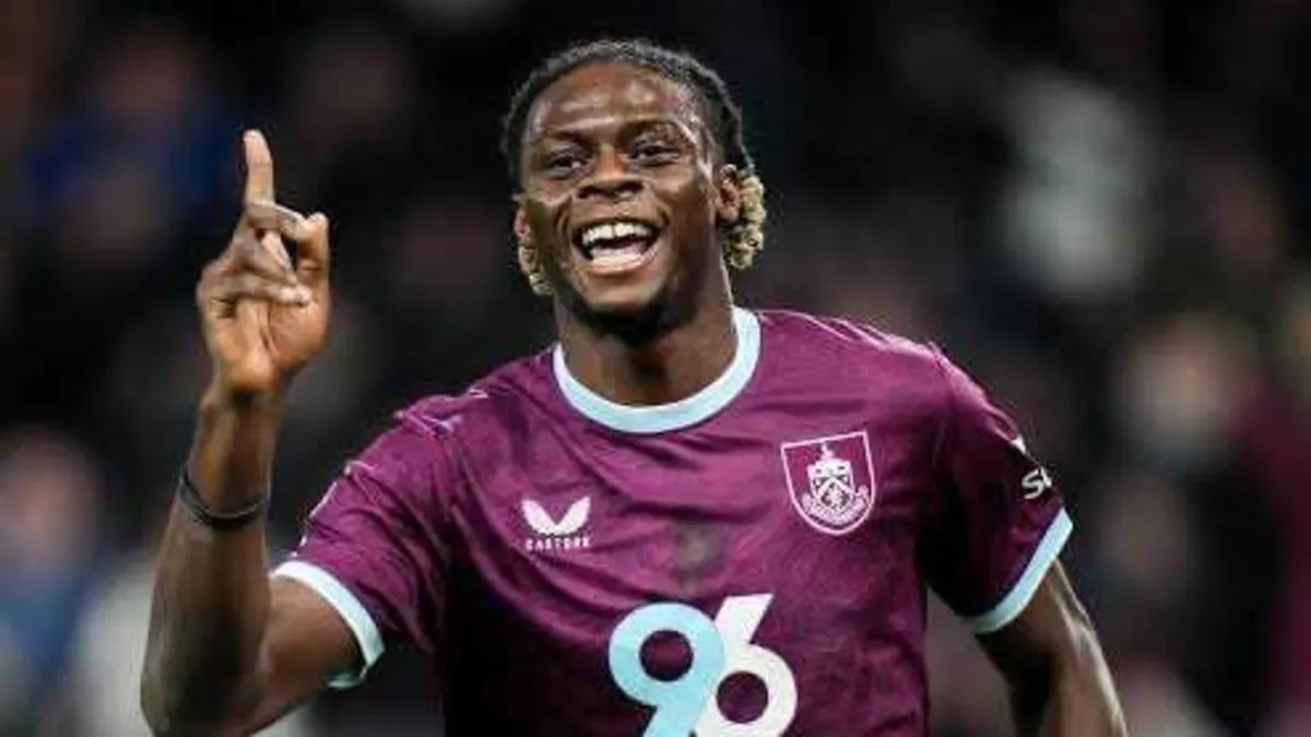 Galatasaray forması giyen futbolcu Lesley Ugochukwu
