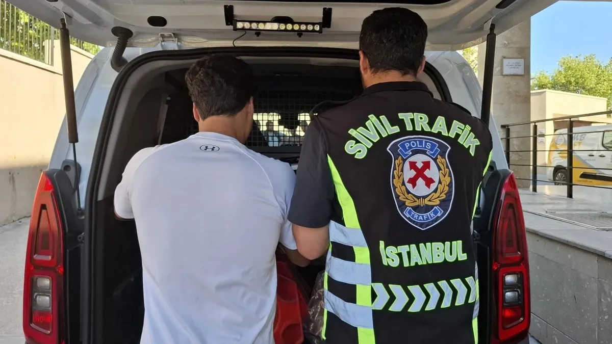 Beylikdüzü'nde trafikte saldırı gerçekleştiren sürücüye uygulanan cezai işlemler