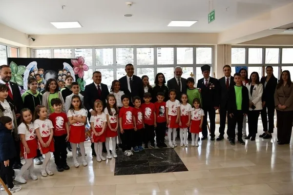 gumushanede-23-nisan-coskusu-106-yil-gururla-kutlandi-1776956890254.jpg