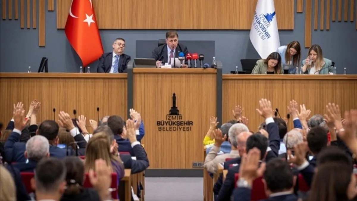 AK Partili Yıldız: "Belediye batağa sürükleniyor"