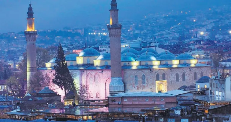 Bursa sokaklarında bir hafta sonu