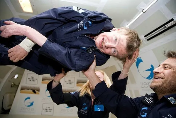 Evrenin gizemini çözmeye adanmış bir yaşam: Hawking