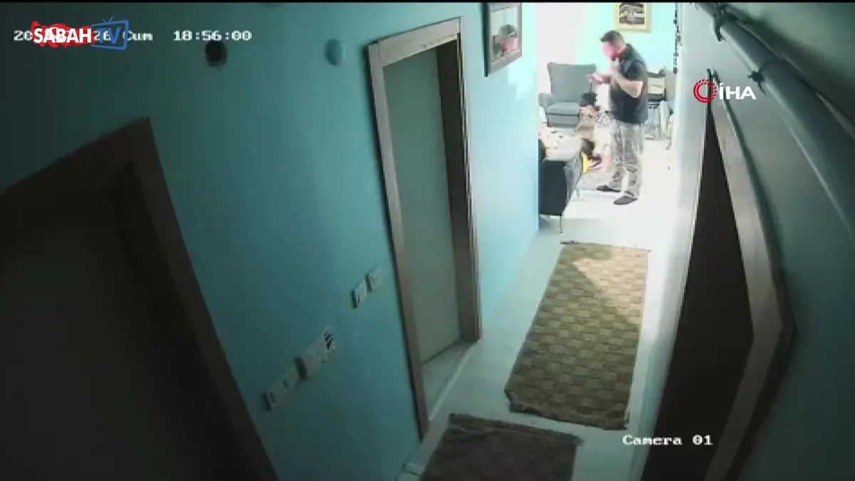 Yalova’da 14 aylık bebeğin yaraladığı komşu kavgasının görüntüleri ortaya çıktı | Video videosunu izle Yalova’da 14 aylık bebeğin yaraladığı komşu kavgasının görüntüleri ortaya çıktı | Video videosunu izle