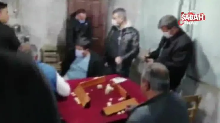 Adana'da barakadaki ölümüne kumara polis baskını kamerada