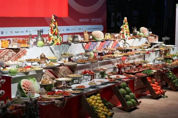 adana-lezzet-festivaline-buyuk-ilgi-acisiyla-tatlisiyla-10-yil-onca-lezzet-1791620543965.jpg