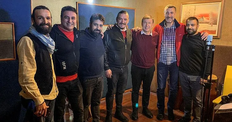 Ünlü isimlerden ‘Çanakkale Türküsü’