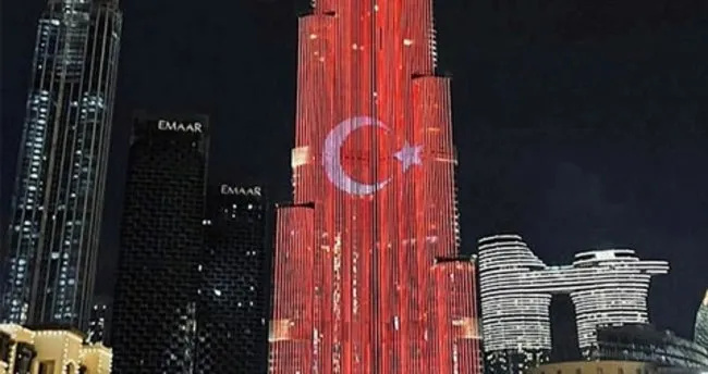 BAE'de Başkan Erdoğan için hazırlık yapıldı! Dünyanın en yüksek binası Burj Khalifa'ya Türk Bayrağı yansıtıldı