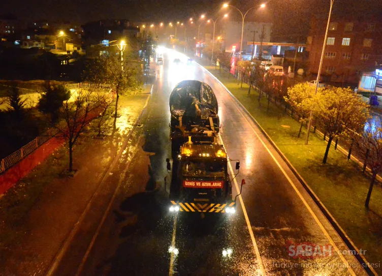 Sakarya'dan yola çıkan askeri araçlar da Suriye sınırına ulaştı