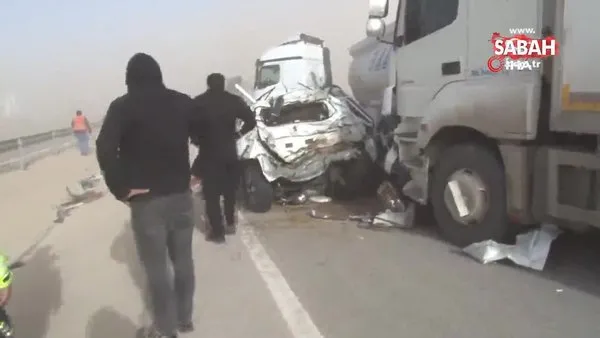 Konya - Ankara yolunda kum fırtınası: Çok sayıda araç birbirine girdi, yol savaş alanına döndü | Video