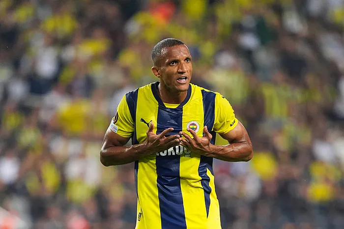 fenerbahce-us-gilloise-engelini-2-golle-gecti-1727376974731.jpeg