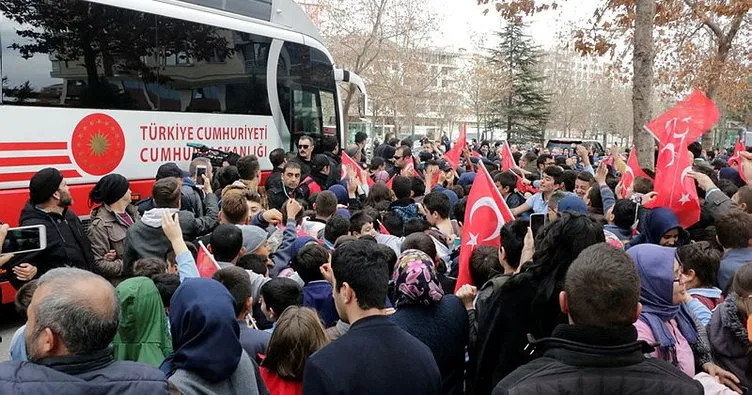 Cumhurbaşkanı Erdoğan Konya’da sevgi gösterileriyle karşılandı