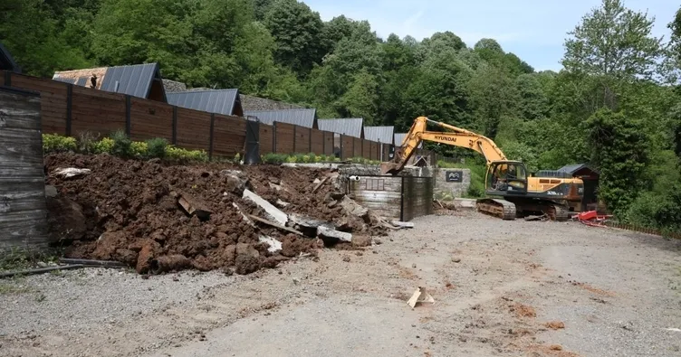 Ruhsatsız bungalovlar bir bir yıkılıyor