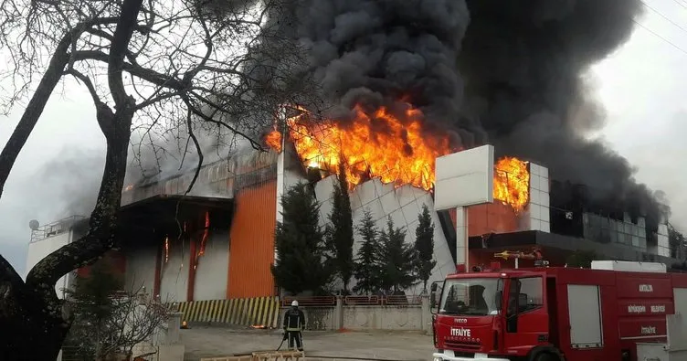 Antalya’da, 5 yıldızlı otelin kazan dairesinde yangın
