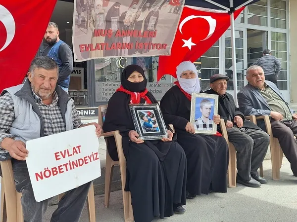 muslu-ailelerin-eylemi-suruyor-1779294782229.jpg