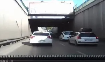 Bursa'da alkollü sürücü trafiği böyle birbirine kattı! Bebeğin ölümüne neden oluyor du #bursa