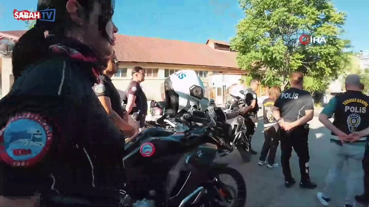 Tunceli merkezli fuhuş operasyonu: 6 şüpheli tutuklandı | Video videosunu izle Tunceli merkezli fuhuş operasyonu: 6 şüpheli tutuklandı | Video videosunu izle