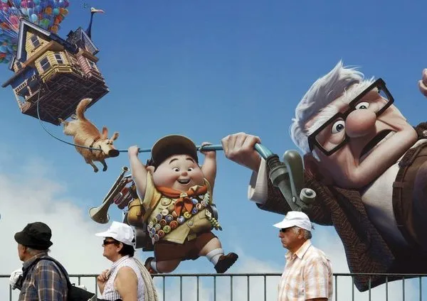 Dünya sinemasının kalbi Cannes'da atıyor
