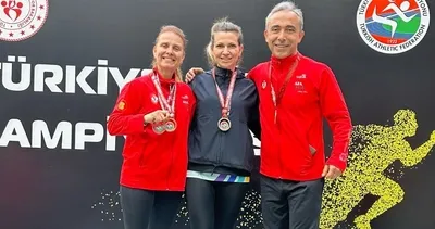 İzmirli öğretmen atletler derece yaptı