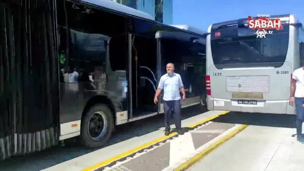 Zeytinburnu'nda 2 metrobüs art arda arızalandı! Yolcular yol kenarında beklemek zorunda kaldı! | Video