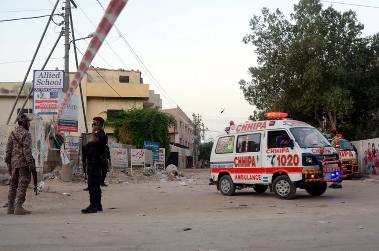 SON DAKİKA HABERİ: Pakistan'da düşen uçaktan sağ kurtuldu! Feci kazayı anlattı: “Duyduğum tek şey çığlıklardı”