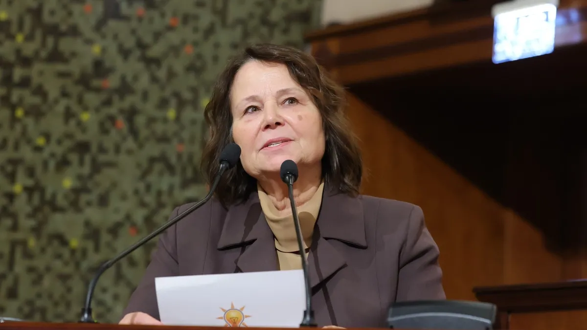 İstanbul’un zam şampiyonu İBB! “Su ulaşım otopark kültür ve mezarlık ücretlerinde artış izah edilemez boyutta” İstanbul’un zam şampiyonu İBB! “Su ulaşım otopark kültür ve mezarlık ücretlerinde artış izah edilemez boyutta”