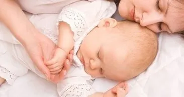 Bebeğinde reflü olan annelere kurtarıcı bilgiler