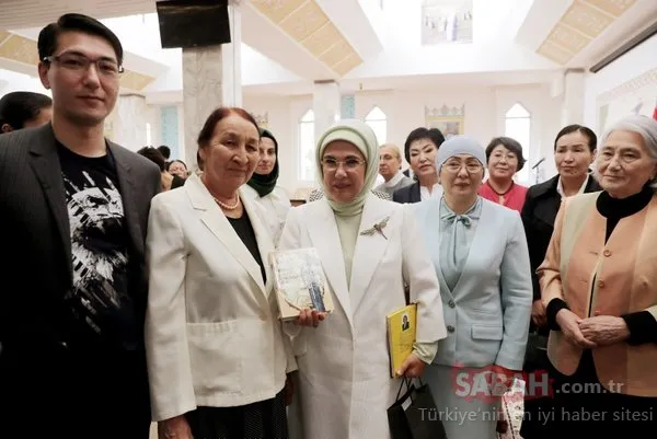 Emine Erdoğan Bişkek'te açılış yaptı