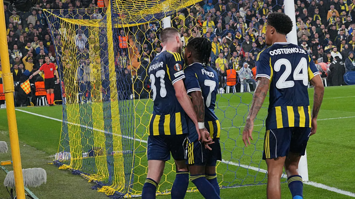 Fenerbahçe, yarın Göztepe'yi konuk edecek! Fenerbahçe, yarın Göztepe'yi konuk edecek!