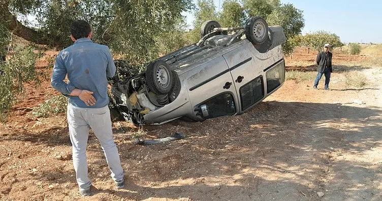 Nizip’te hafif ticari araç devrildi: 1 ölü, 1 yaralı