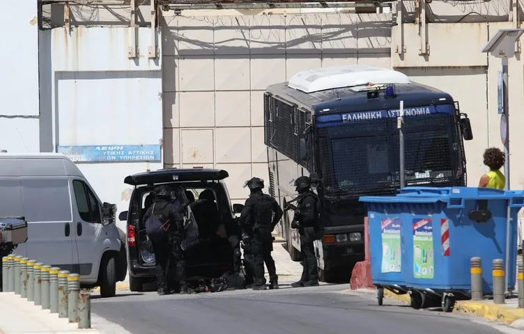 Adalet Bakanlığı istedi Yunanistan iade etti... Bayğaralar çetesinin kurucusu Ramazan Baygara Türkiye’de